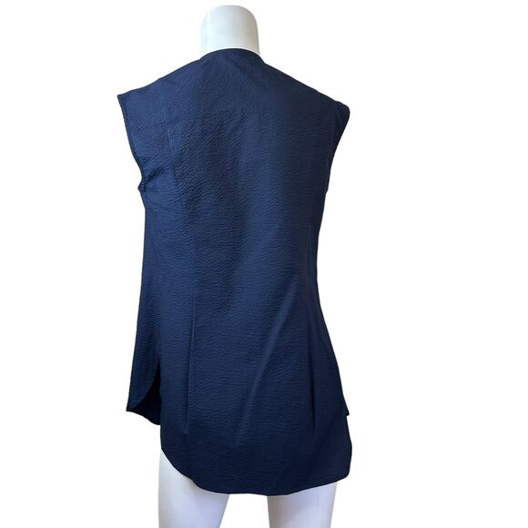 MM LaFleur Navy Blue Sleeveless Textured Blouse sz S - Picture 3 of 9